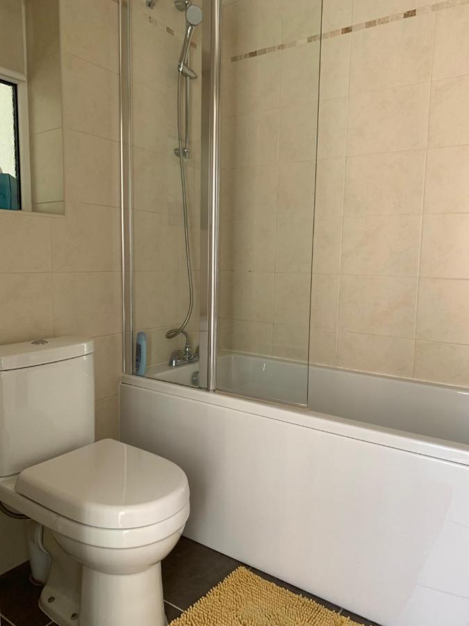 Private Room & Lounge In Town Centre With Parking Stratford-upon-Avon Exterior photo